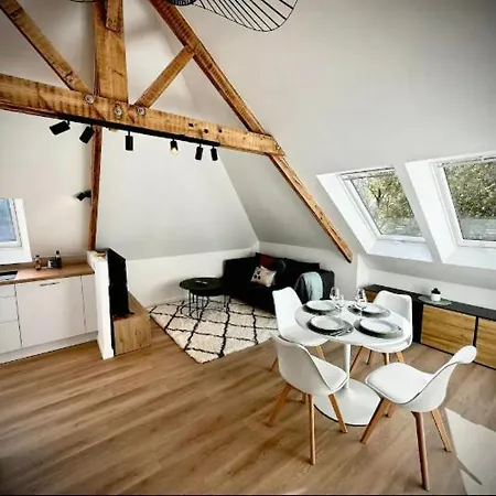 Logoden - Confort 2 Chambres, Proximite Gare, Parking Prive