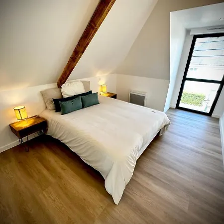 Logoden - Confort 2 Chambres, Proximite Gare, Parking Prive Apartment
